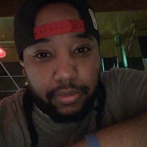 Meet your Posher, Nikia